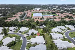 5988 Bonaventure Pl, Sarasota, FL 34243 - Photo 8