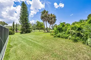 13005 Club Dr, Hudson, FL 34667 - Photo 50