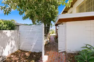 31 Dolphin Dr, Treasure Island, FL 33706 - Photo 26