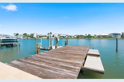 31 Dolphin Drive, Treasure Island, FL 33706 - Photo 14