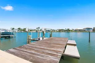 31 Dolphin Dr, Treasure Island, FL 33706 - Photo 14