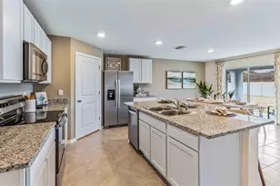 3520 Harvest Gardens Loop, Plant City, FL 33565 - Photo 4