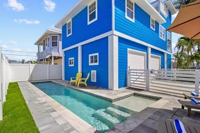 14500 N Bayshore Drive, Madeira Beach, FL 33708 - Photo 2