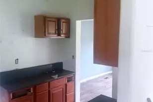 13114 SE 32nd Ct, Belleview, FL 34420 - Photo 2