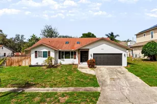 1035 Anclote Dr, Tarpon Springs, FL 34689 - Photo 1
