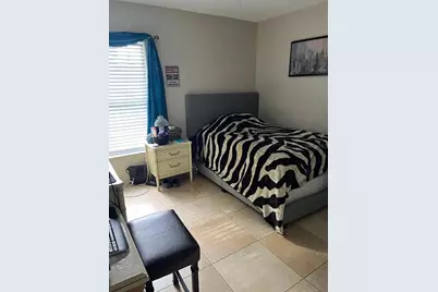 1083 Snead Avenue, Sarasota, FL 34237 - Photo 10