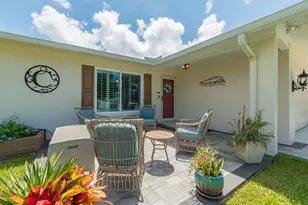 1207 Timberbrooke Dr, Palm Harbor, FL 34684 - Photo 2