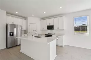 8 Garni Dr, Palm Coast, FL 32137 - Photo 2