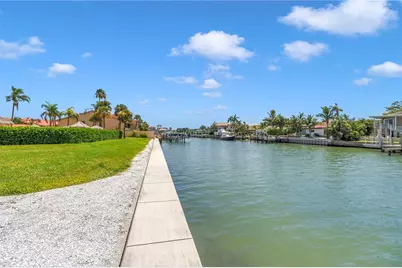 4900 Brittany Drive S #205, Saint Petersburg, FL 33715 - Photo 8