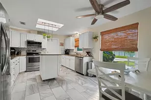12080 66th Ave, Seminole, FL 33772 - Photo 4