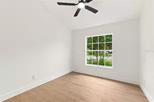 16414 Bridgelawn Ave, Lithia, FL 33547 - Photo 20