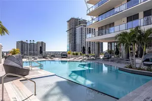 275 1st Ave S, Saint Petersburg, FL 33701 - Photo 40