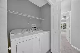 9831 Blue Palm Way, Tampa, FL 33610 - Photo 28