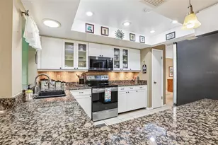 1913 Wolf Laurel Dr, Sun City Center, FL 33573 - Photo 20