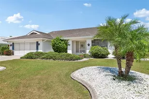 1913 Wolf Laurel Dr, Sun City Center, FL 33573 - Photo 2