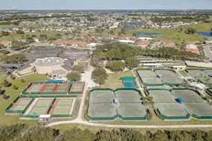 1913 Wolf Laurel Dr, Sun City Center, FL 33573 - Photo 58