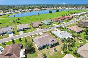 1913 Wolf Laurel Dr, Sun City Center, FL 33573 - Photo 46