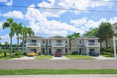 11855 1st Street E, Treasure Island, FL 33706 - Photo 10