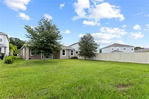 33034 Sand Creek Dr, Wesley Chapel, FL 33543 - Photo 46