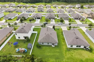 39745 Harvest Creek Ln, Zephyrhills, FL 33540 - Photo 38