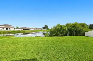 39745 Harvest Creek Ln, Zephyrhills, FL 33540 - Photo 32