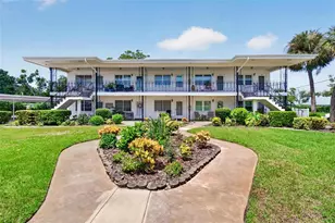 138 36th Ave N, Saint Petersburg, FL 33704 - Photo 1