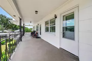 138 36th Ave N, Saint Petersburg, FL 33704 - Photo 14