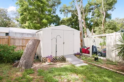 624 E Spruce Street, Tarpon Springs, FL 34689 - Photo 36