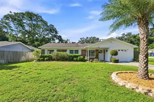 518 W 129th Ave, Tampa, FL 33612 - Photo 2