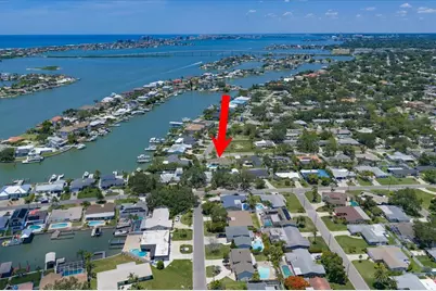 821 Jacaranda Drive, Largo, FL 33770 - Photo 4