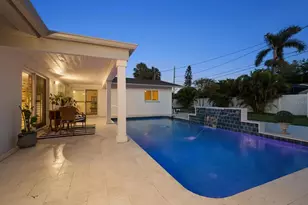 821 Jacaranda Dr, Largo, FL 33770 - Photo 10