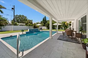 821 Jacaranda Dr, Largo, FL 33770 - Photo 12