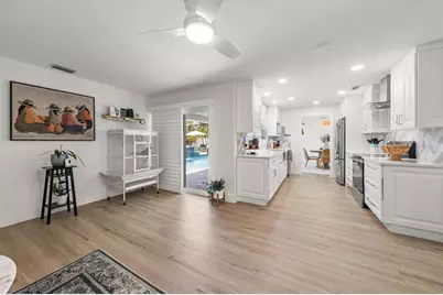 821 Jacaranda Drive, Largo, FL 33770 - Photo 14