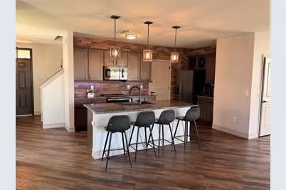 7623 Tuscan Bay Circle, Wesley Chapel, FL 33545 - Photo 2