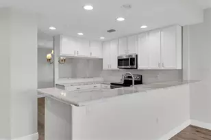 7296 Marathon Dr, Seminole, FL 33777 - Photo 10