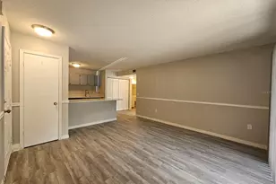 9481 Highland Oak Dr, Tampa, FL 33647 - Photo 4