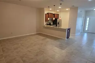 13827 River Fish Ct, Tampa, FL 33637 - Photo 10