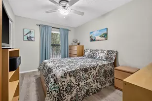11511 113th St, Seminole, FL 33778 - Photo 16