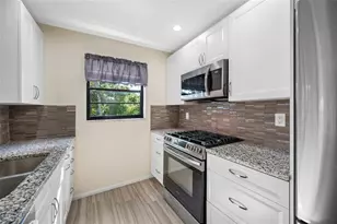 5970 80th St N, Saint Petersburg, FL 33709 - Photo 14