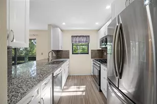 5970 80th St N, Saint Petersburg, FL 33709 - Photo 12