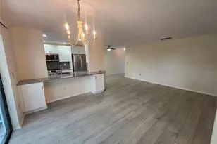 5970 80th St N, Saint Petersburg, FL 33709 - Photo 8
