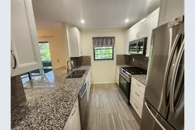 5970 80th Street N #409, Saint Petersburg, FL 33709 - Photo 6