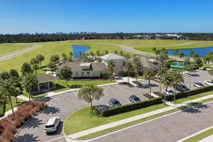 751 Maldives Trl, Sarasota, FL 34234 - Photo 24