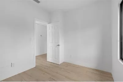 10302 N Nebraska Avenue, Tampa, FL 33612 - Photo 12