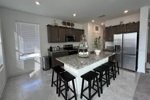 2828 22nd St N, Saint Petersburg, FL 33713 - Photo 4