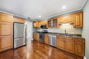 1216 S Pine Lake Dr, Tampa, FL 33612 - Photo 18