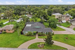 1216 S Pine Lake Dr, Tampa, FL 33612 - Photo 42