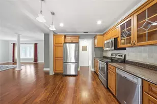 1216 S Pine Lake Dr, Tampa, FL 33612 - Photo 16