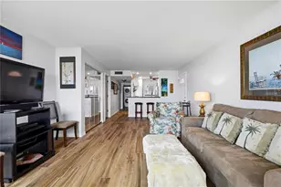 7400 Sunshine Skyway Ln S, Saint Petersburg, FL 33711 - Photo 14
