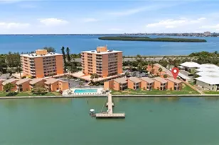 7400 Sunshine Skyway Ln S, Saint Petersburg, FL 33711 - Photo 4